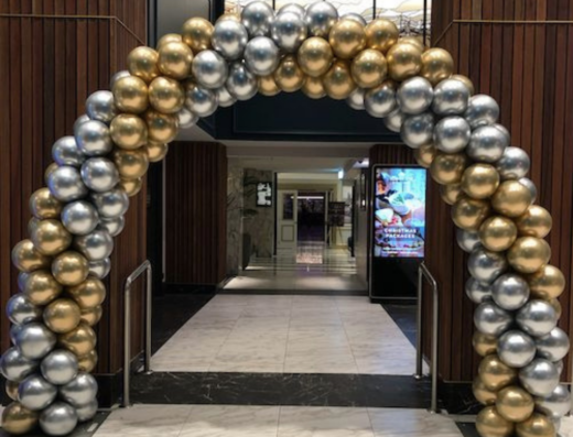 Mr.Chrome Balloon Arch